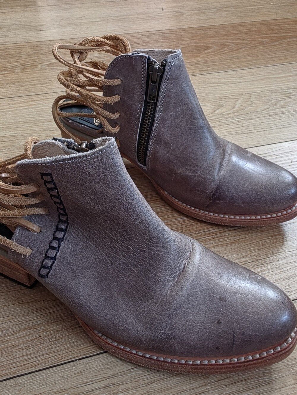 Freebird by Steven 'Jojo' Lace-Back Ankle Boots 8
